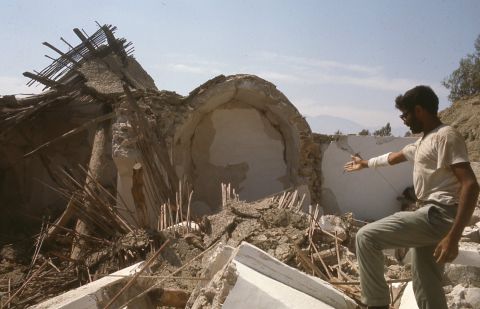 Part of DW's Study for Developing Indigenous Building in Earthquake Regions in Iran.