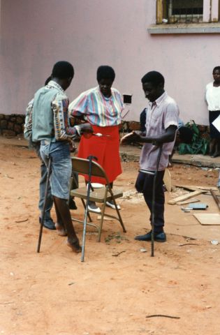 Workshop for building mobility aids for handicapped individuals.
Workshop for building mobility aids for disabled individuals; run in partnership with the Angola Secretariat of State for Social Affairs (SEAS).